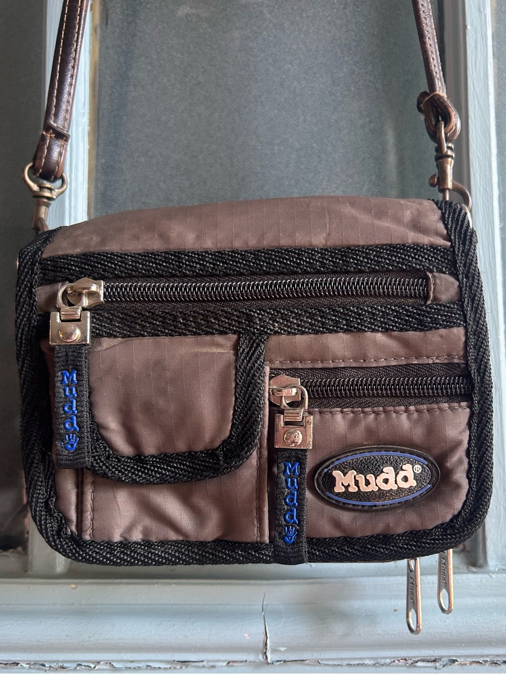 NWOT 90’s Y2K Mudd Vintage Cross Body Velcro Small Bag Purse Nostalgia Core